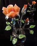 Ваза с розами нефрит кварцит серебро яшма